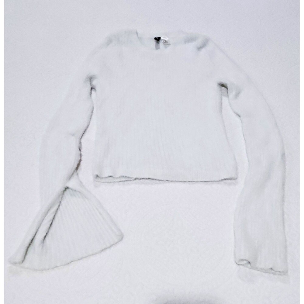 H&M Divided XXS White Fuzzy Cropped Sweater Bell Sleeve Soft Plush